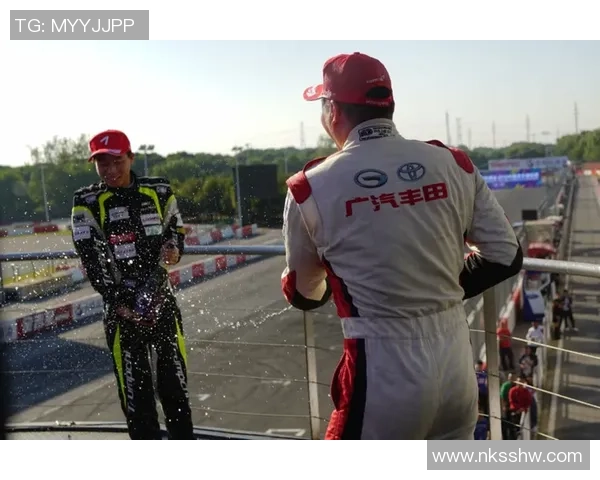 上海羽毛球队在洲际杯积分榜上以56分稳居第一名展现强劲实力 上海羽毛球队在洲际杯积分榜上以56分稳居第一名展现强劲实力